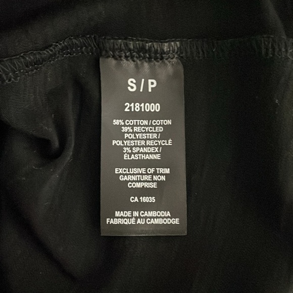 Talbots Short Sleeve Tee Shirt Size Small Black Floral Embroidered Split Neck - Picture 5 of 8